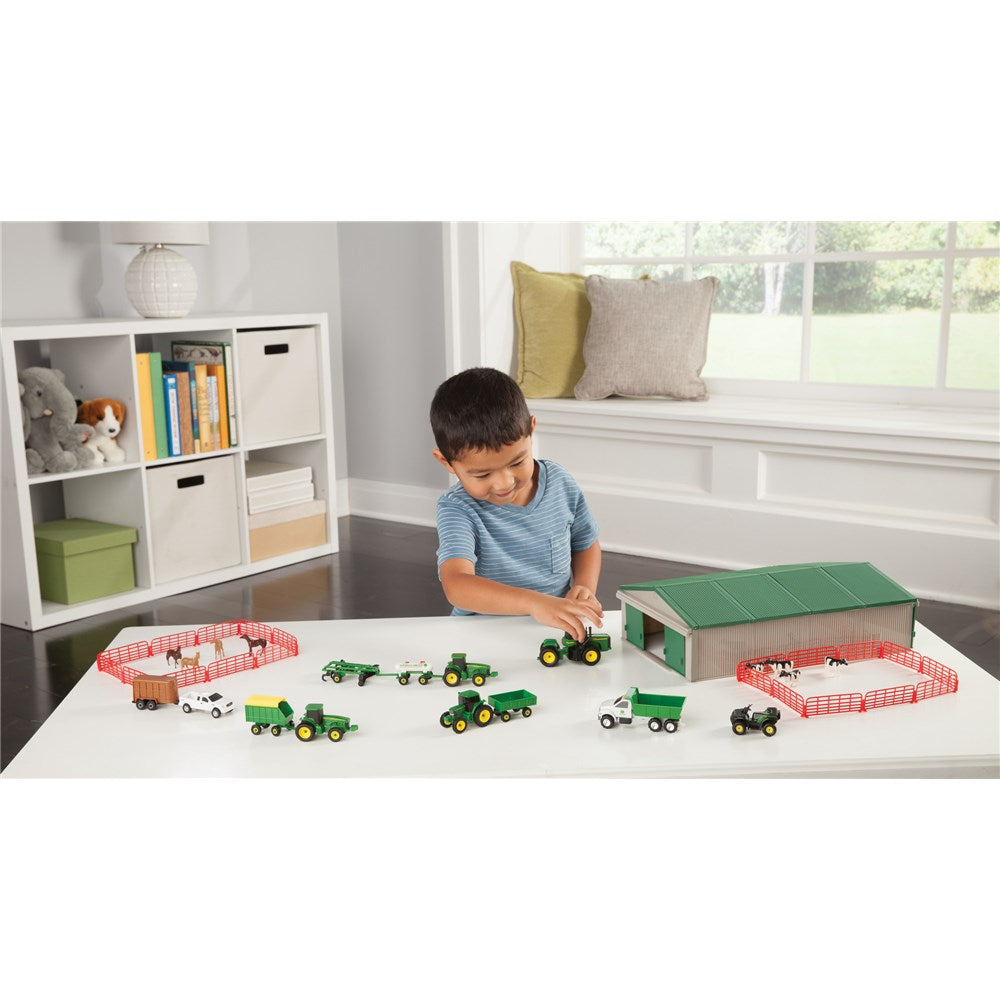 John Deere Farm 70 Piece Value Set